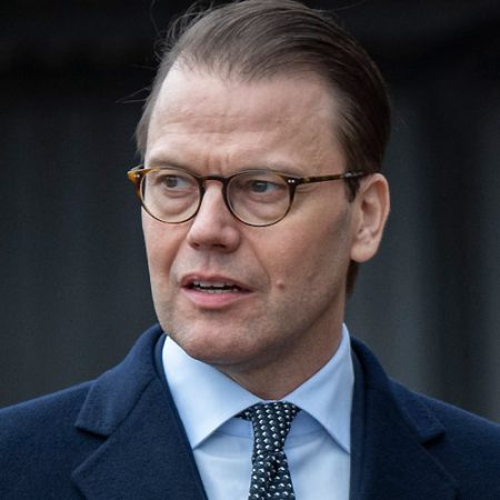 card-circle image
