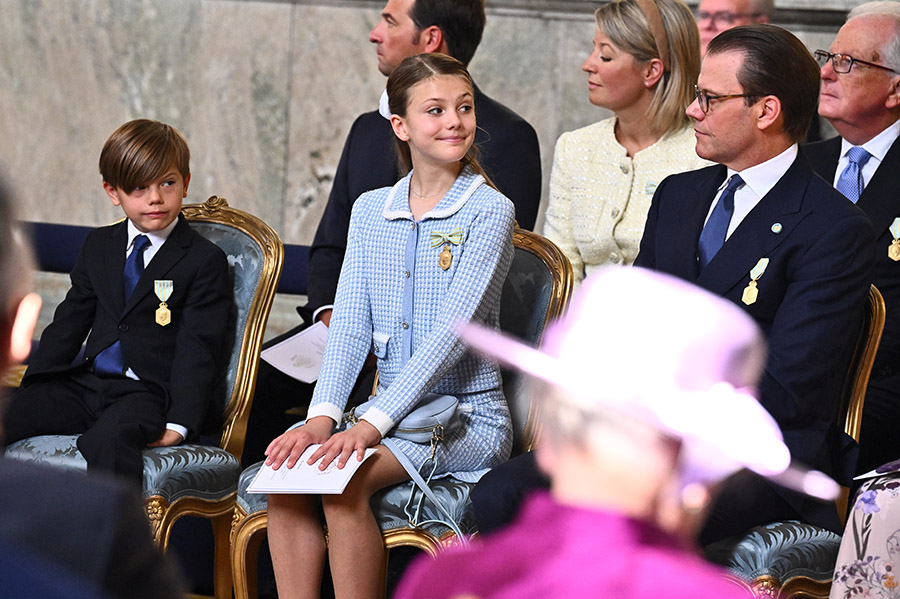 Prins Oscar och prinsessan Estelle förbjuds prata i skolan