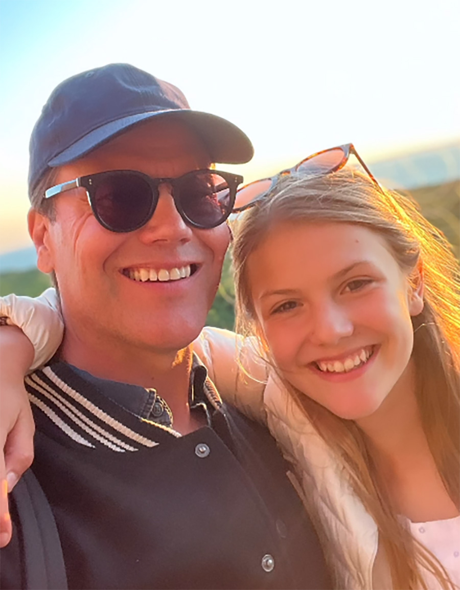 Victoria bjuder på härliga sommarbilder med familjen