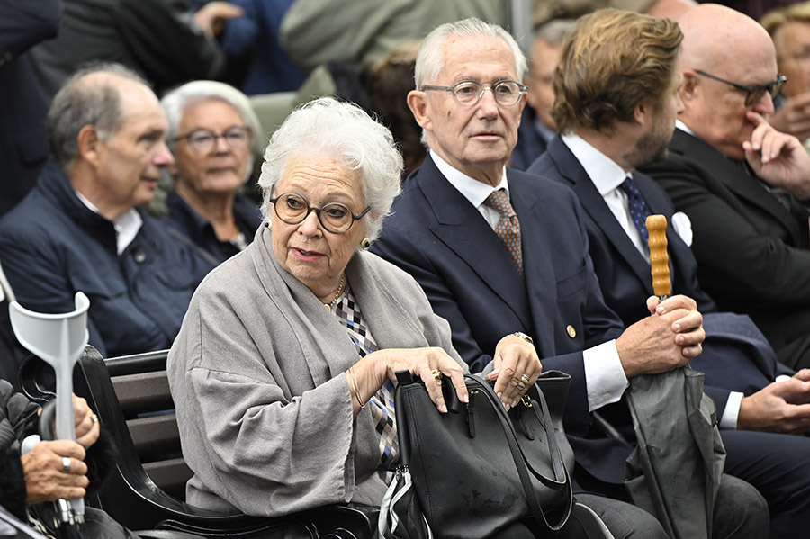 Kungens lyckliga återförening med prinsessan Christina