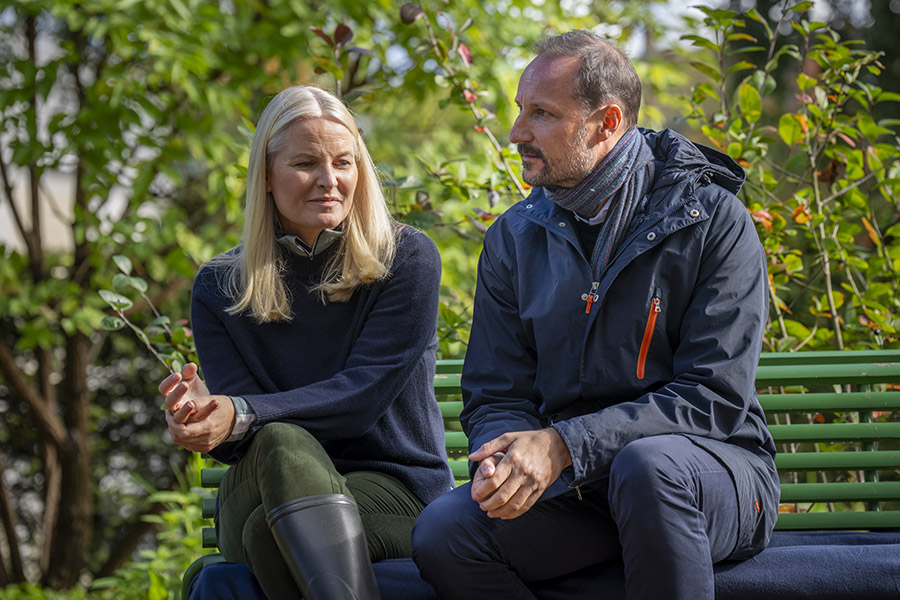 Mette-Marit utsatt för stölder under sonen Marius vilda fester