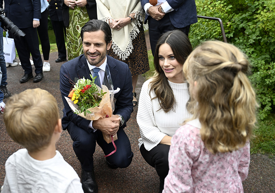 Bild-Extra: Gravida Sofias kärleksresa med Carl Philip