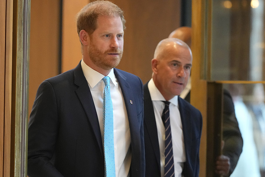 Prins Harry övergiven av Meghan – syns allt mer ensam