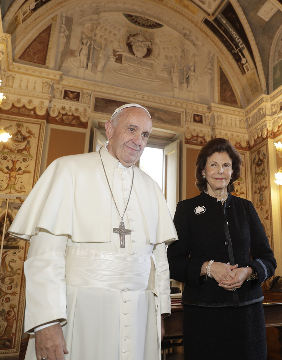 Drottning Silvias möte med påven ställdes in i sista sekund