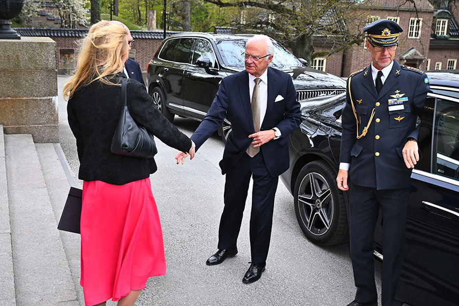 Kungen på nytt uppdrag – direkt efter statsbesöket