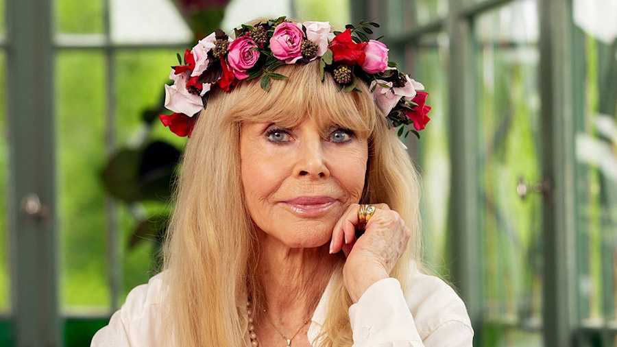 Britt Eklands sexakt med Peter Sellers urartade i kaos