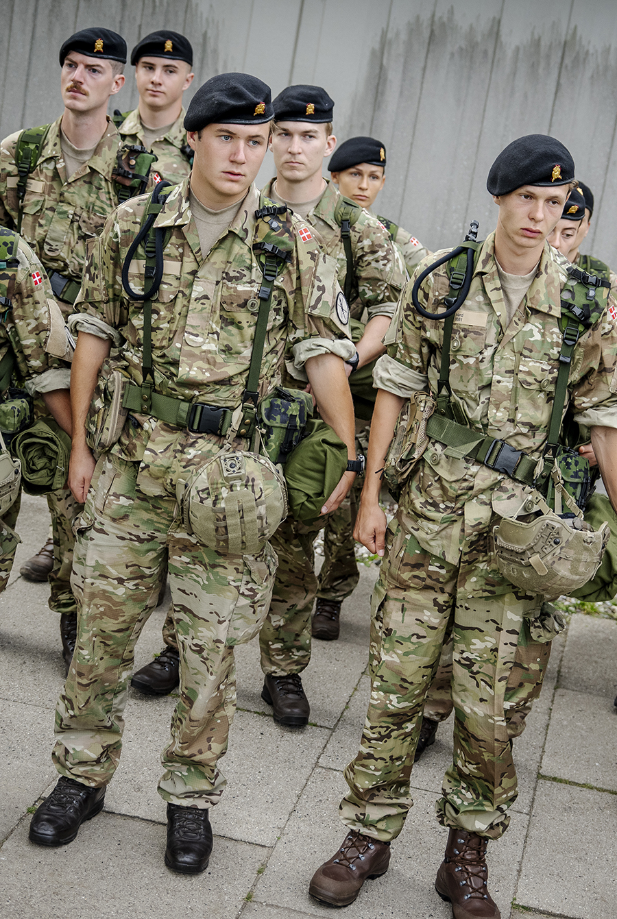 Bild-Extra: Kronprins Christian – med rätt att skjuta skarpt