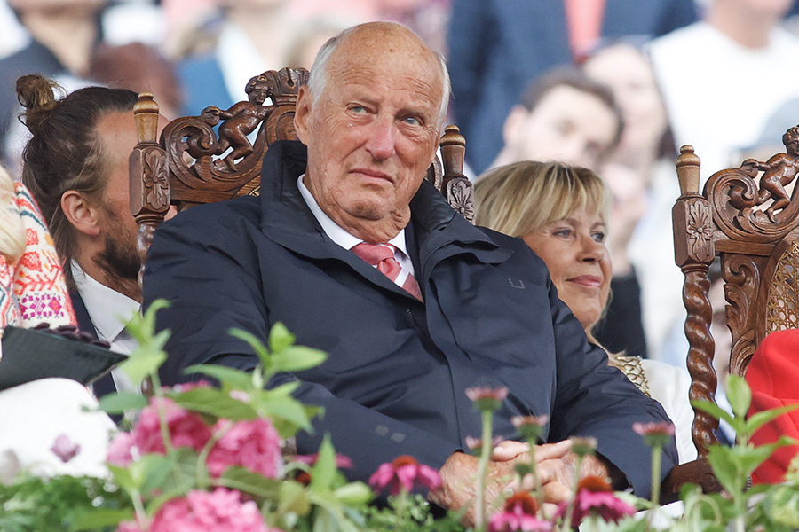 Kung Harald bryter tystnaden – talar ut om Netflix-skandalen