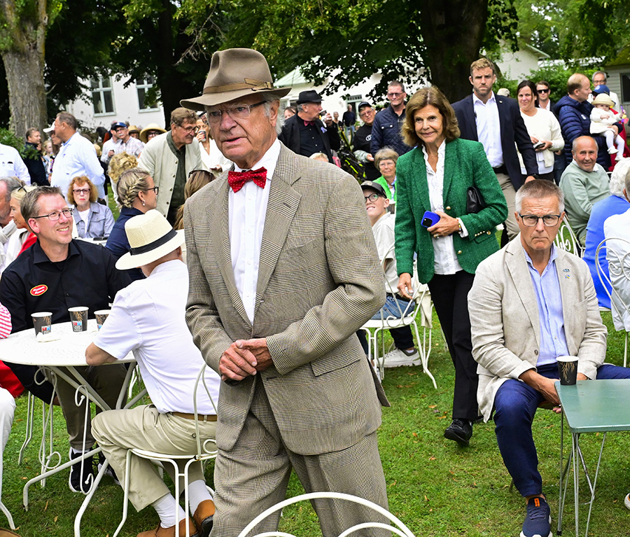 Stort jubel för kungen under bilfesten på Öland