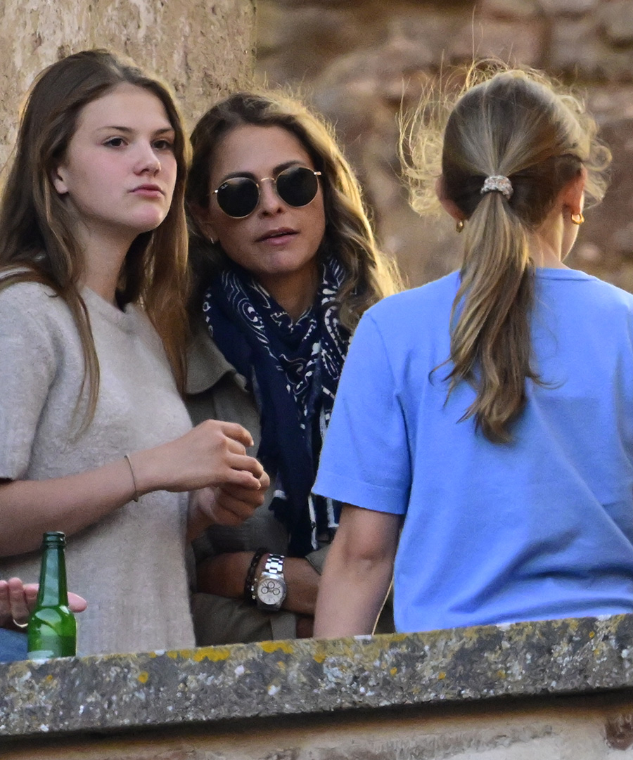 Madeleines mystiska bild på barnen väcker reaktioner