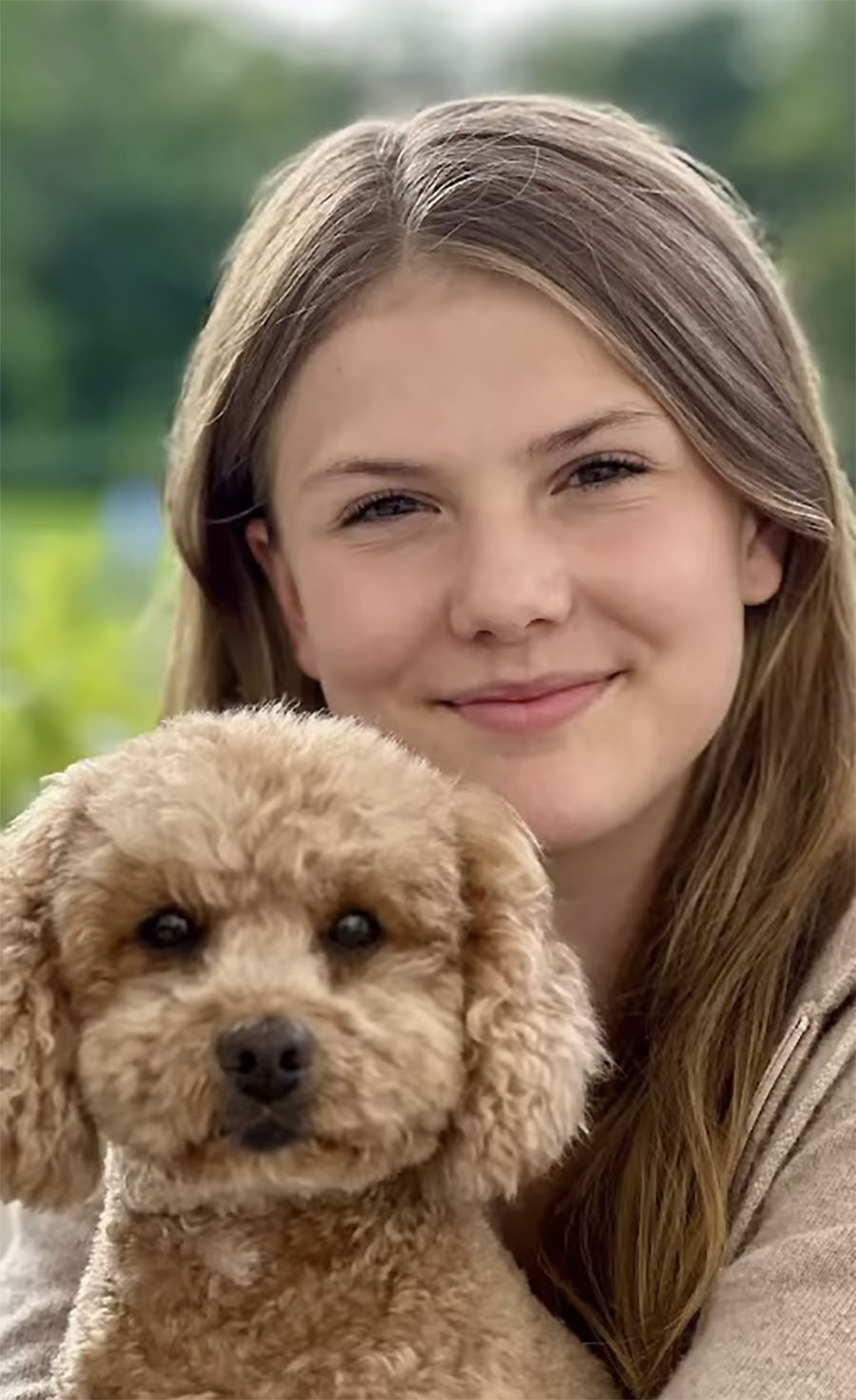 Prinsessan Estelles nya bilder på nätet – väcker starka reaktioner