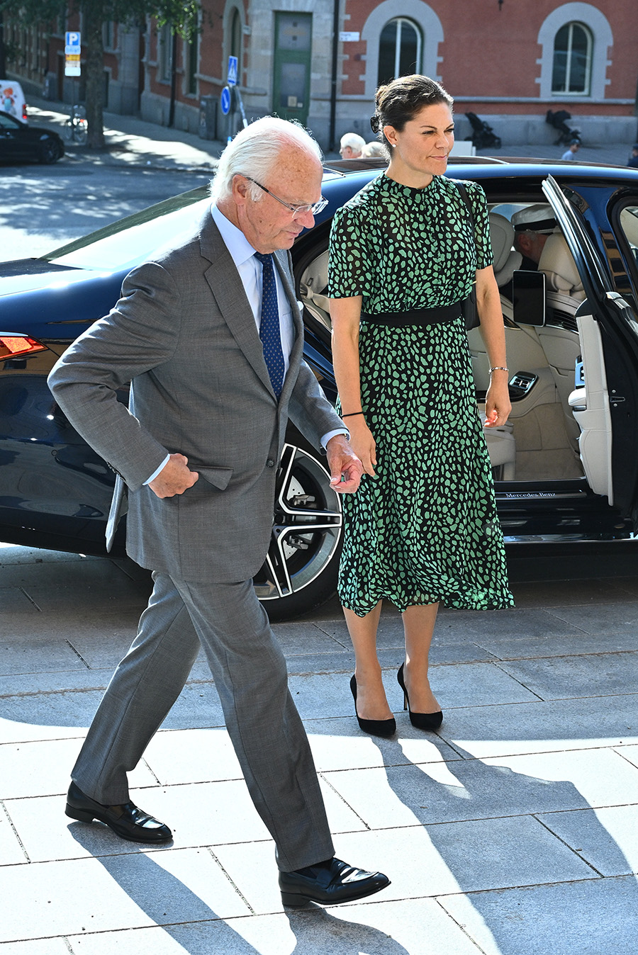 Victorias fina relation med kungen – här blir allt så tydligt!