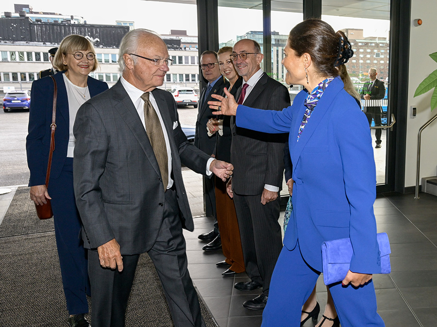 Victorias fina relation med kungen – här blir allt så tydligt!