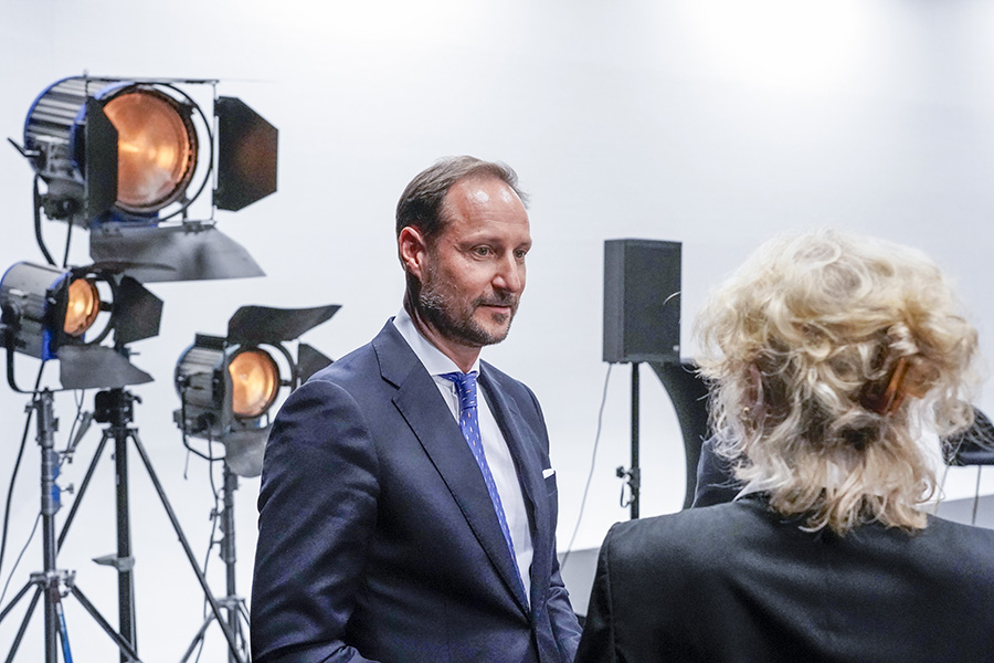 Kungaparet och kronprinsessan nobbar Nobelfesten – ställer in