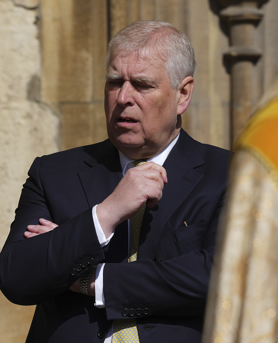 Prins William rasande – sparkar ut släktingen från slottet