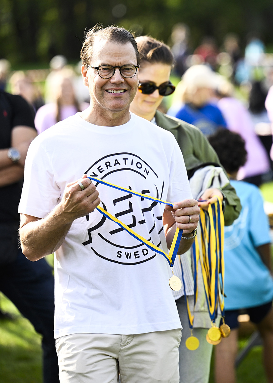 Så firar prins Daniel sin 52-årsdag – exklusiv intervju!