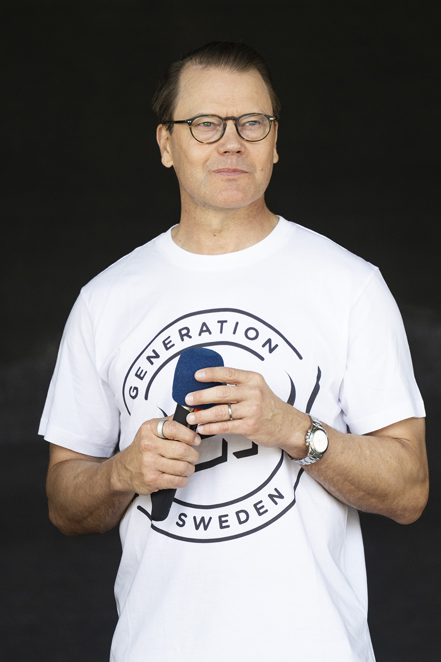 Prins Daniels skrattfest i parken – men var är Victoria?