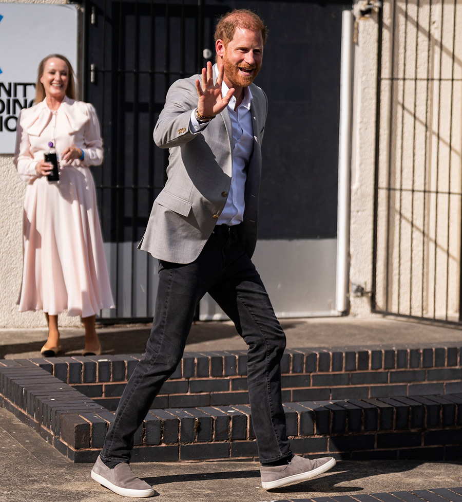 Prins Harry förföljd av kvinnlig stalker: "Psykiskt sjuk!"