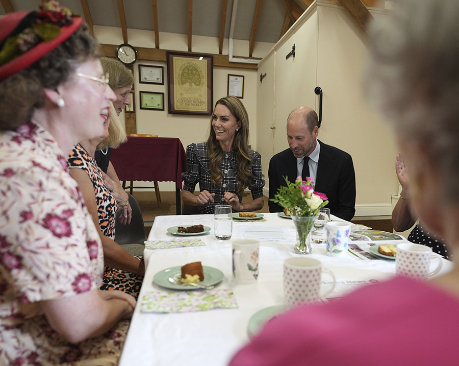 William och Kates fika med tanterna – prinsparets succé!