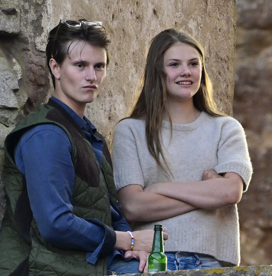 Prinsessan Estelles nya bilder på nätet – väcker starka reaktioner