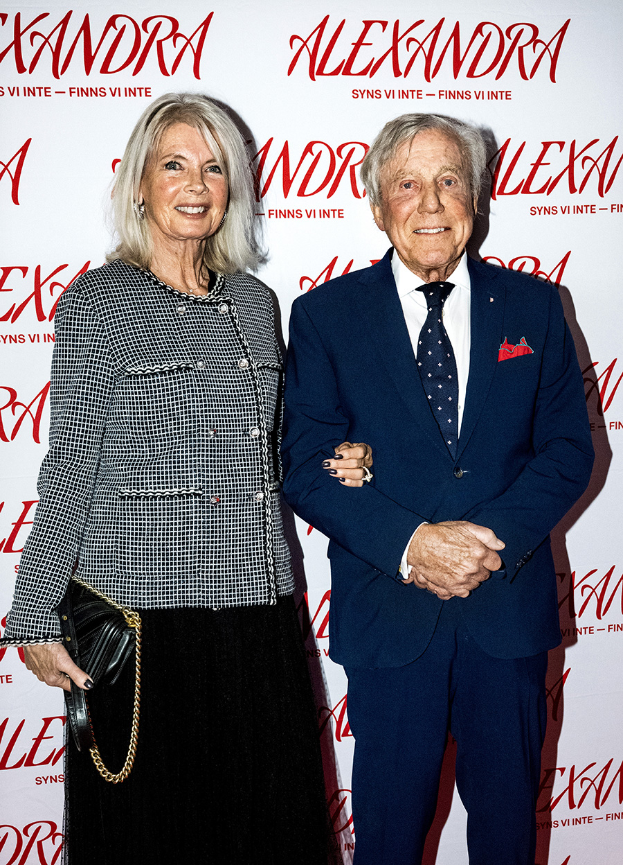 Aje Philipsons nya kärlek – sambo med tjusiga Gisela, 74