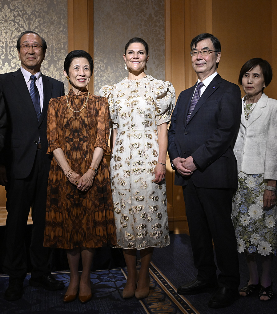 Victorias glittrande triumf i Tokyo: bilderna från lyxkvällen!