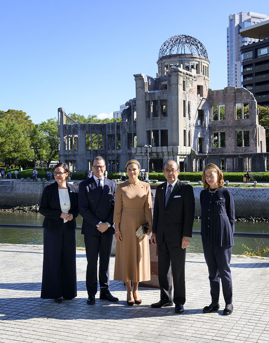 Victorias tysta tårar – prins Daniels varma stöd i Hiroshima