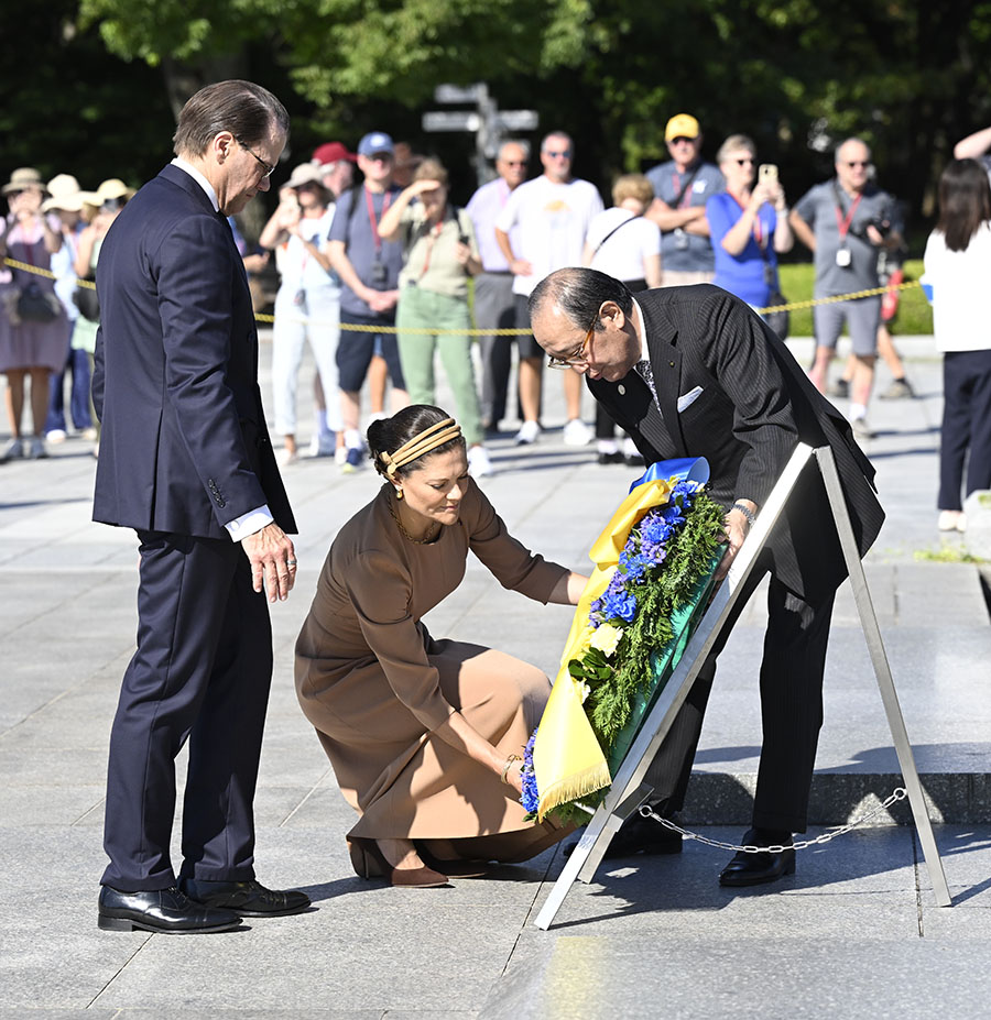 Victorias tysta tårar – prins Daniels varma stöd i Hiroshima