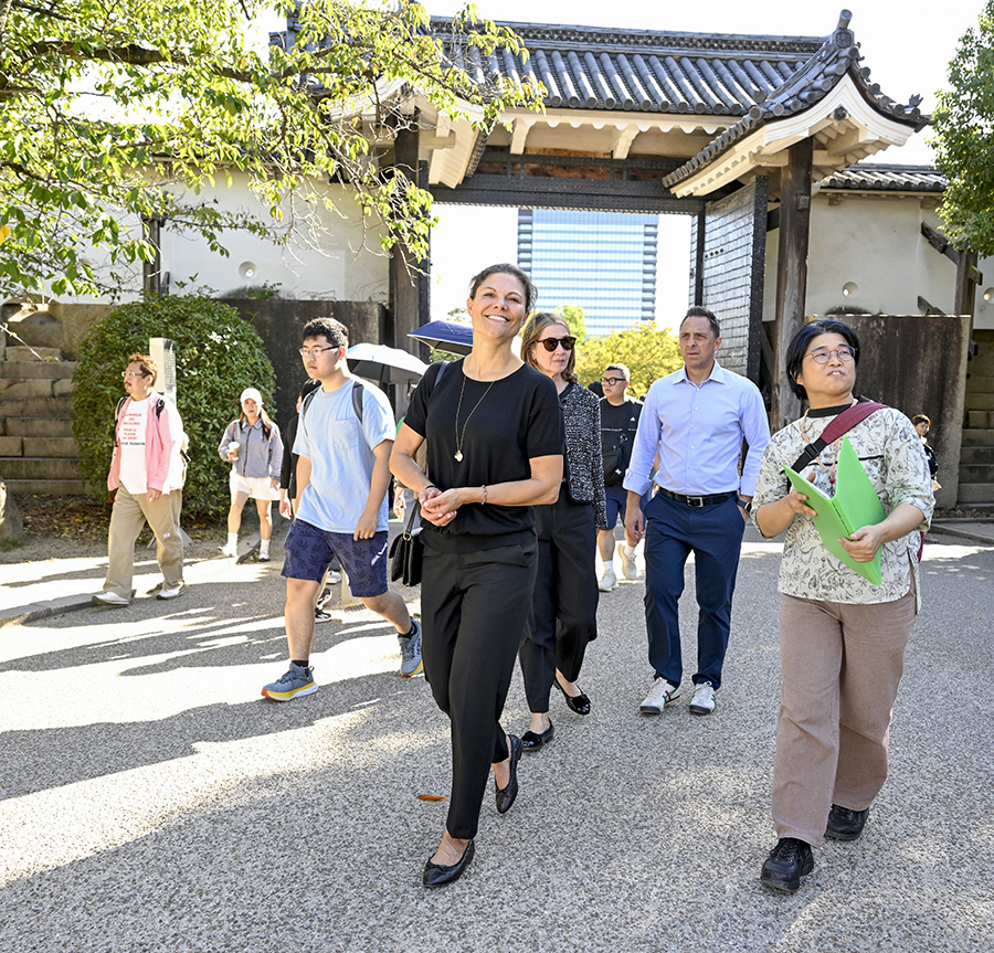 Victoria tar Japan med storm – kunglig succé i Osaka