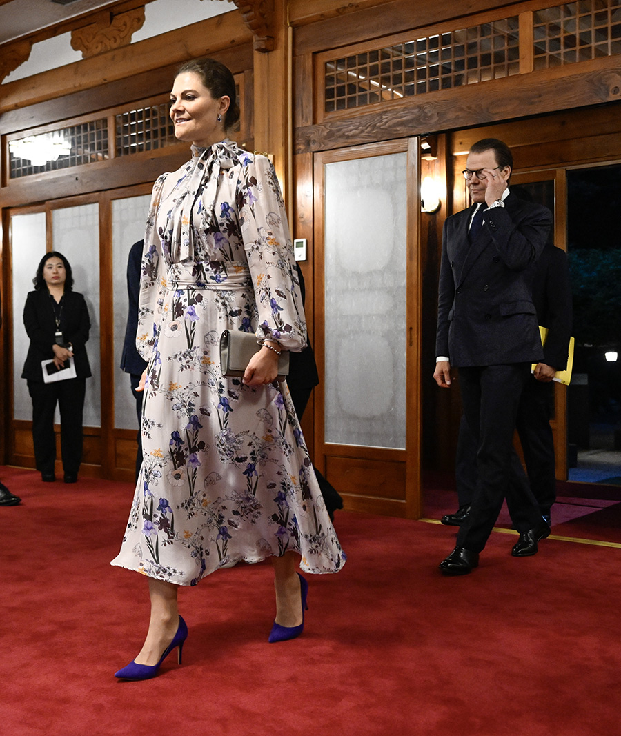 Victorias succé i Sydkorea – skålen blev en flirt med Daniel