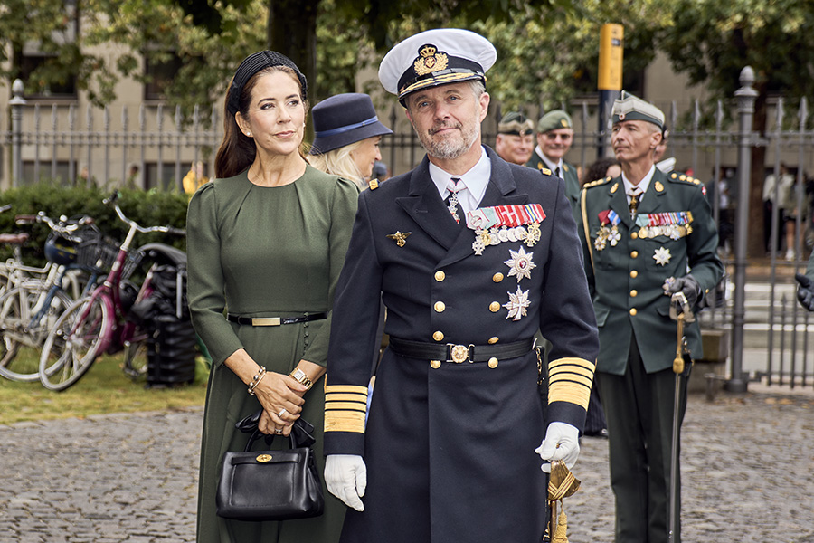 Kung Frederik tar time out – kronprins Christian kliver in