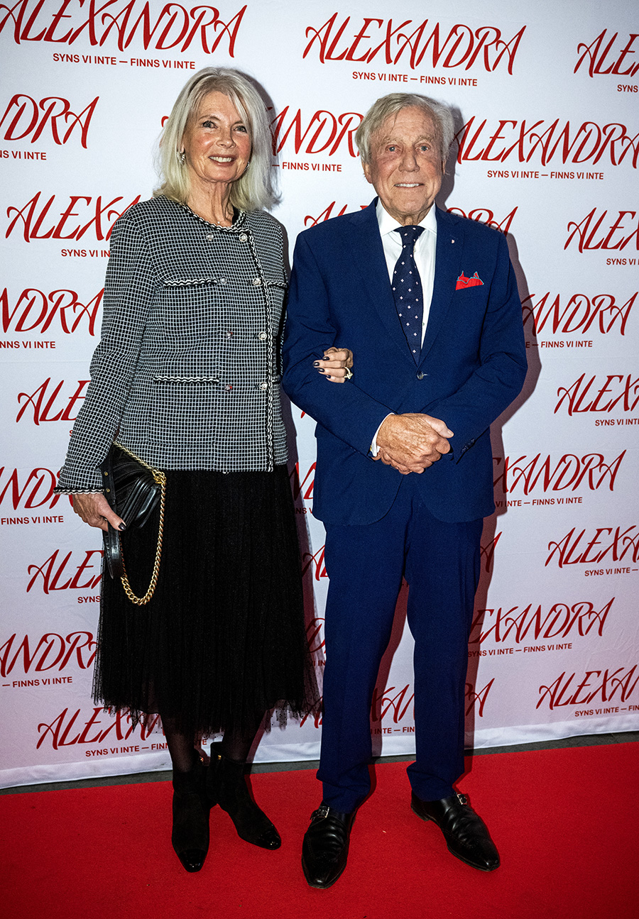 Aje Philipsons nya kärlek – sambo med tjusiga Gisela, 74