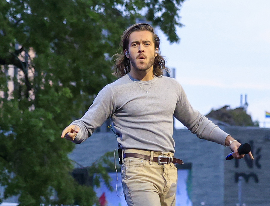 Kungens chock efter Benjamins ord – pinsamt på kändisfesten!