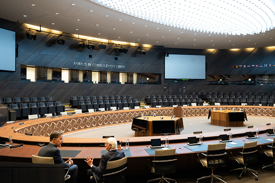 Kungens supermöte med Nato – lyckades med det omöjliga!