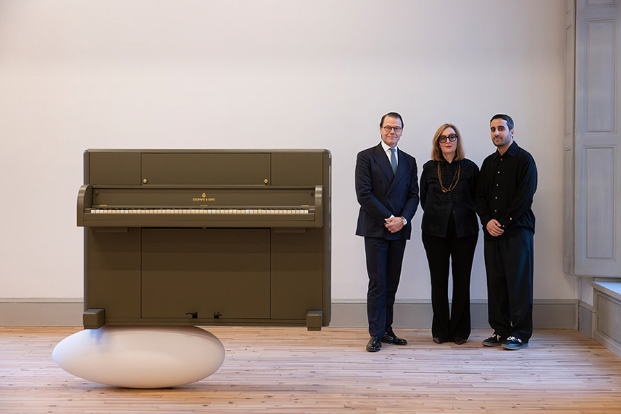 Prins Daniels resa till 39-&aring;ringen i Paris &ndash; bilderna avsl&ouml;jar