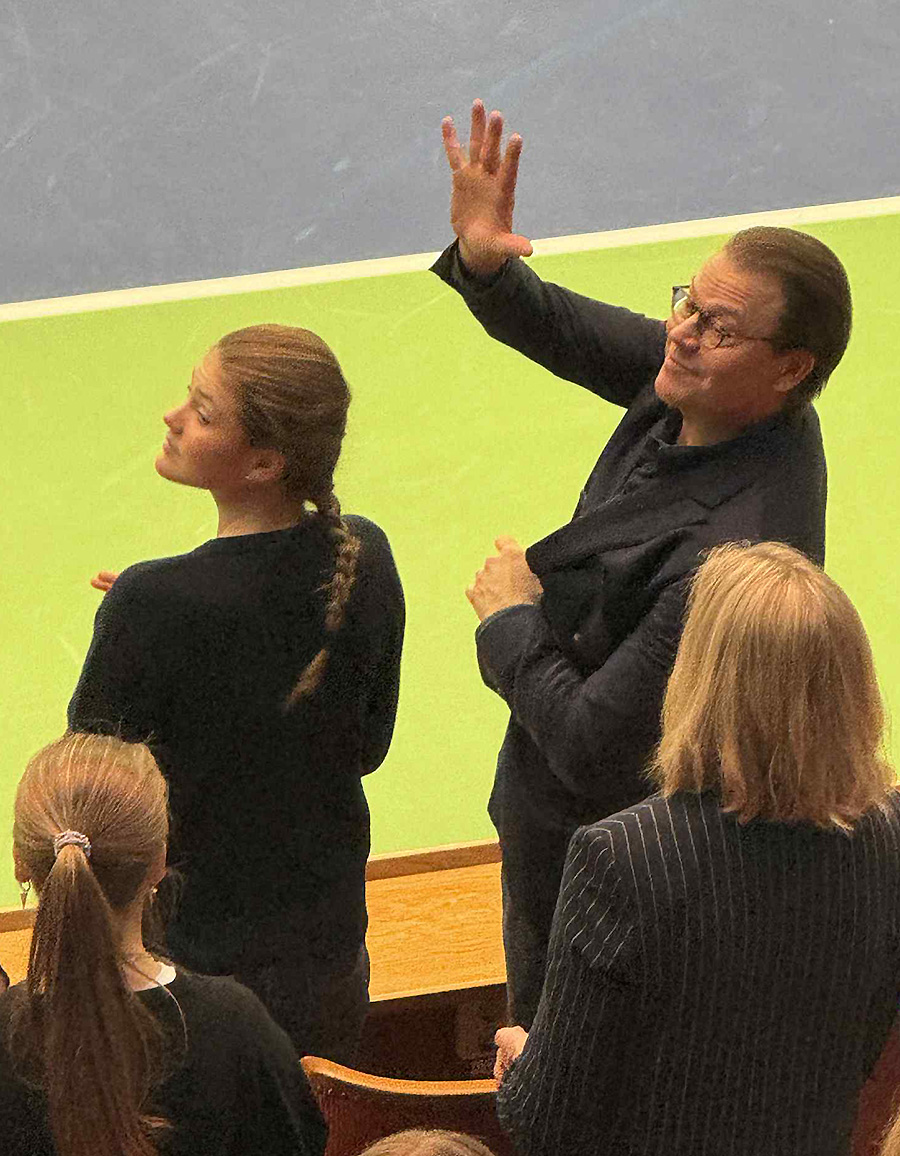 Estelles comeback – se bilderna när hon tar selfies med fansen!