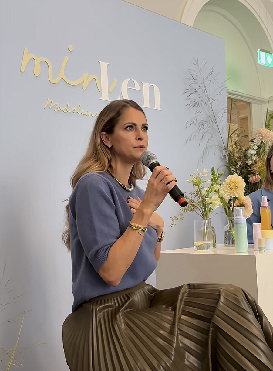 Madeleines revansch efter fiaskot – Chris stöttar i utlandet