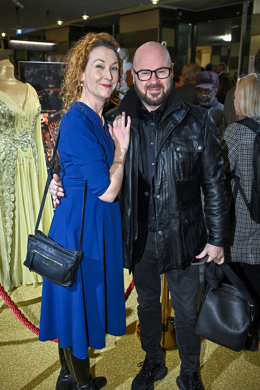 Kändistätt när Silvia gick på fest med kungen – se alla bilderna!