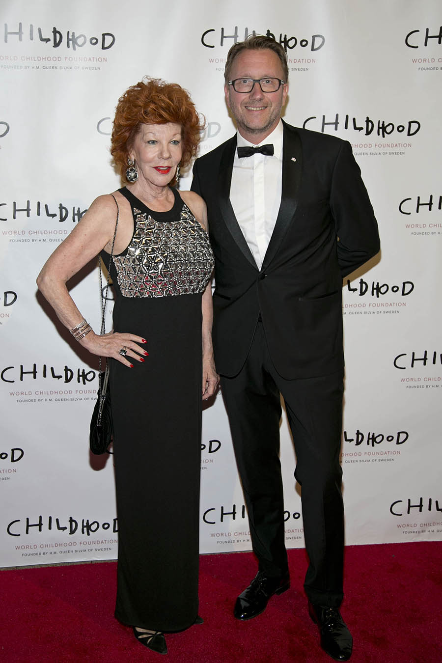 Chocken: Silvia välkomnade Epsteins vän på Childhoods fest