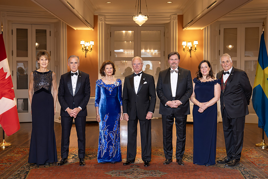 Drottning Silvias sammetslena succé – se magiska galabilderna!