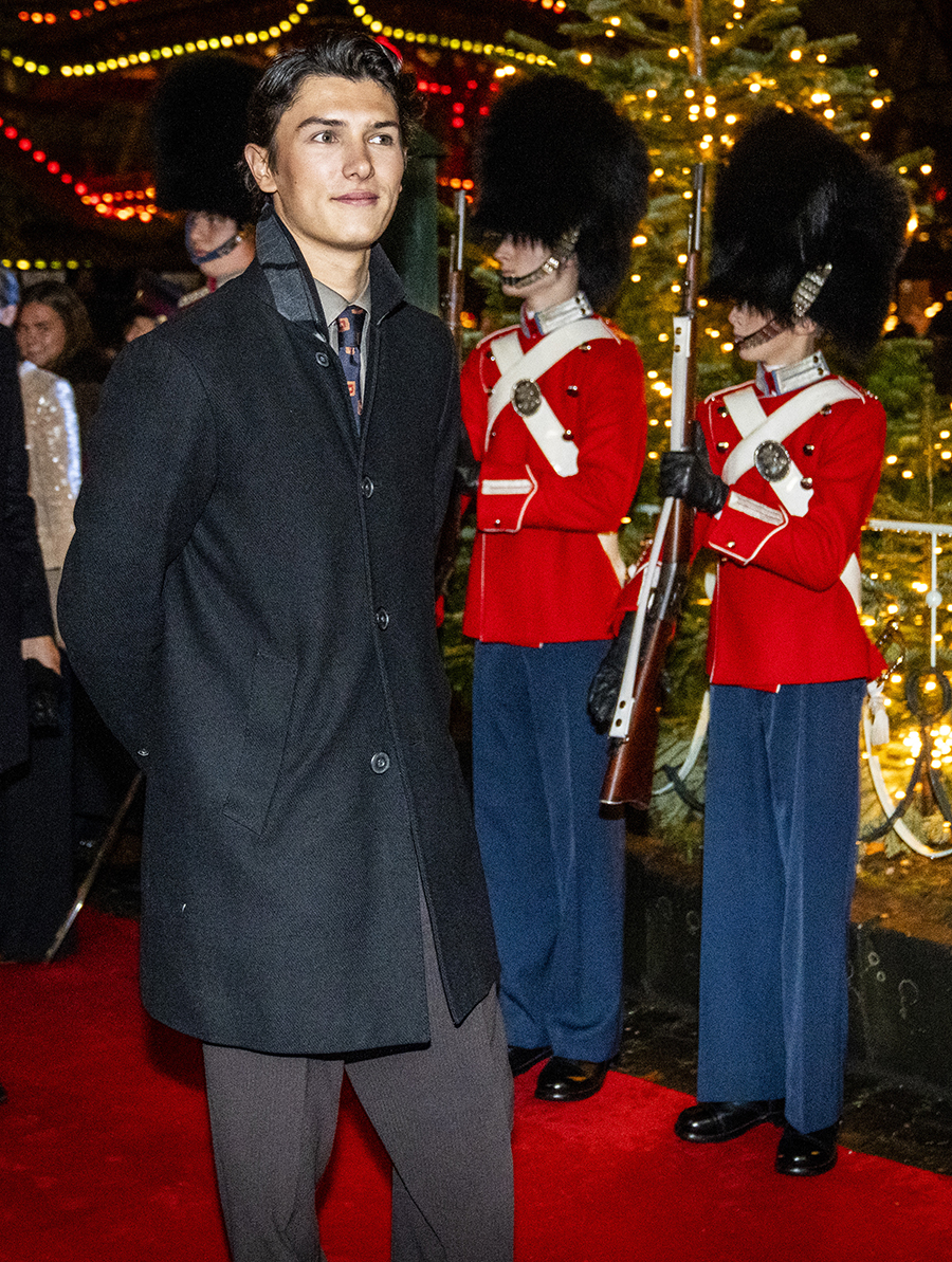 Drottning Sonja och Margrethe stal showen på balettpremiären
