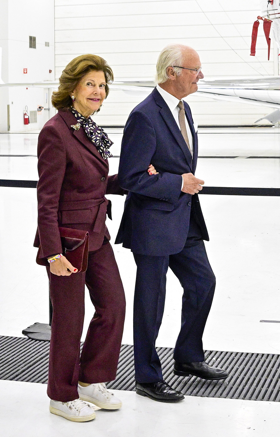 Ebba Buschs kl&auml;dkrock med Silvia &ndash; stilmiss eller fulltr&auml;ff?