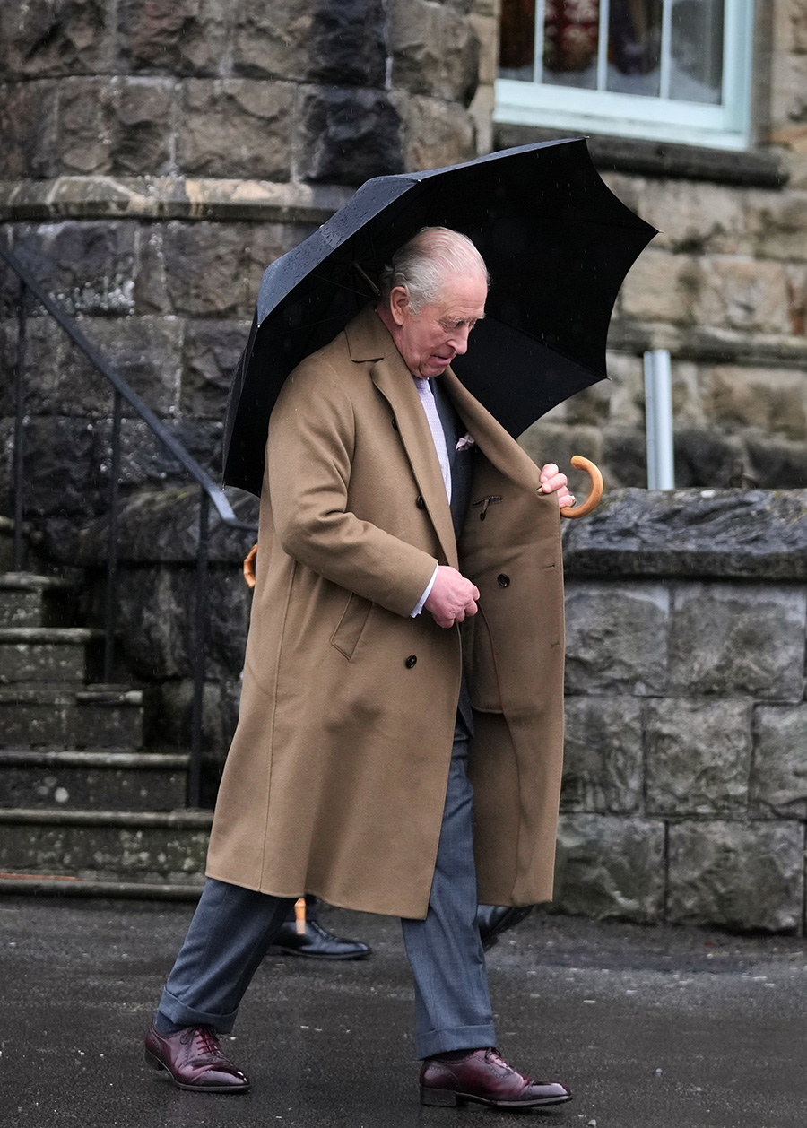 Kung Charles otroliga 77-årsdag – firade i tunnelbanan