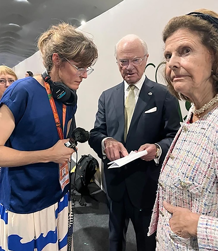 Kungen i jättebråk med gravid 29-åring – under semestern!