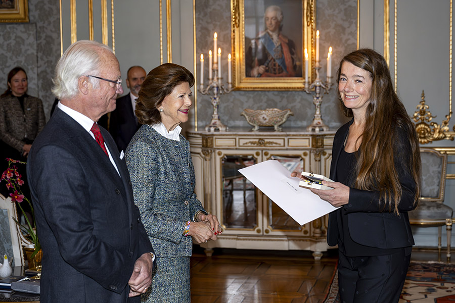 Kungen hedrade konstn&auml;rerna &ndash; varm ceremoni p&aring; slottet