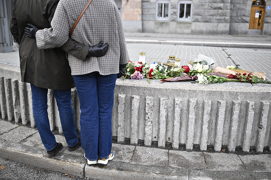 Kungens gripande ord efter bussolyckan i Stockholm