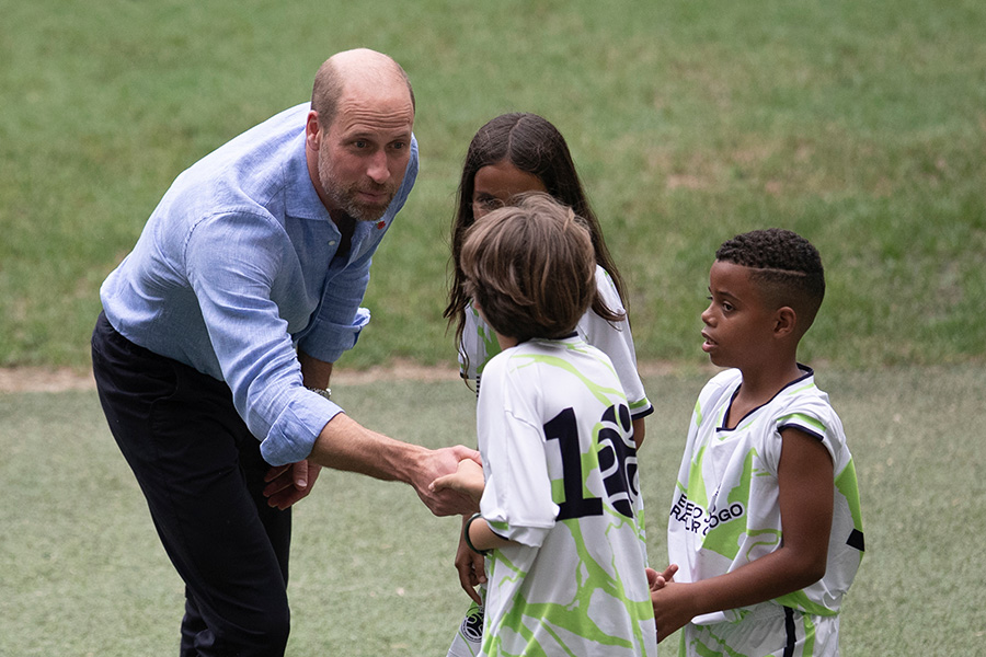 Strumplös William på sportresa – glädjen efter familjekaoset