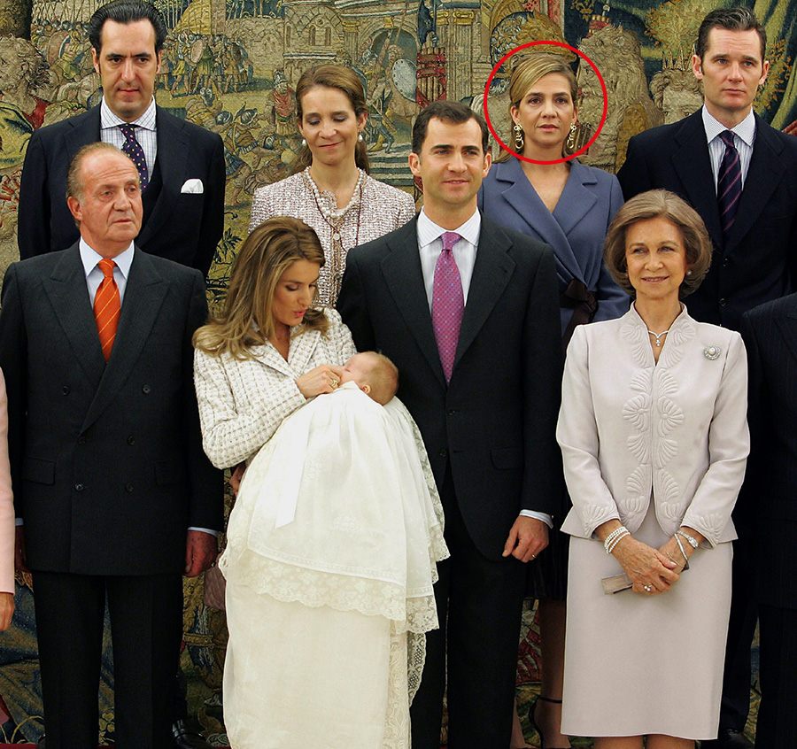 Bild-Extra: Skandalsessan på hemligt besök i Eskilstuna