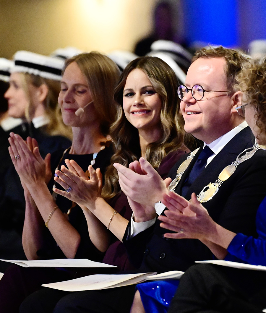 Sofias l&auml;ckra succ&eacute; i Stadshuset &ndash; gl&auml;nste under examenskv&auml;llen