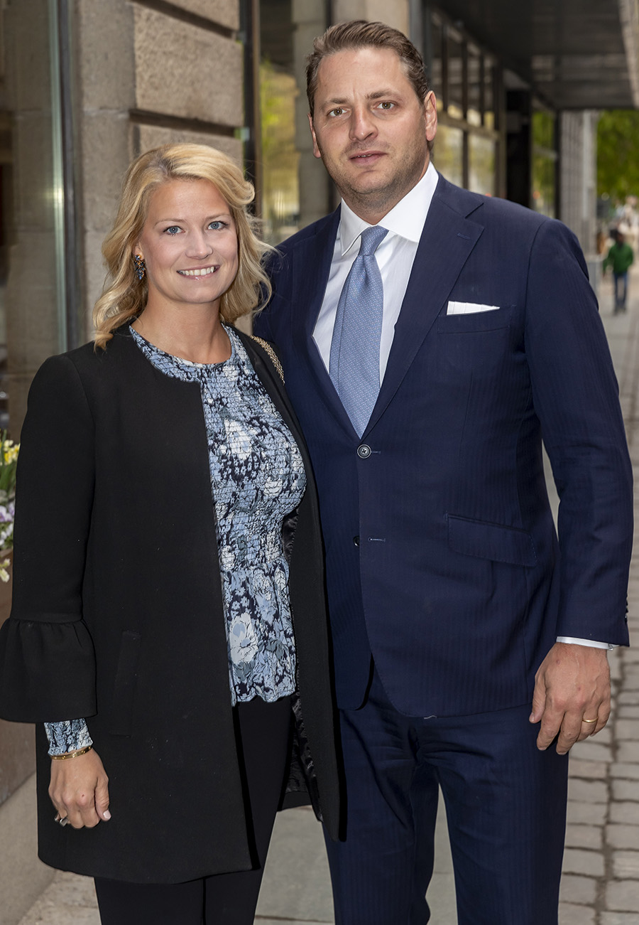 Inte Chris &ndash; men alla tror det! Kuslig dubbelg&aring;ngare lurar alla